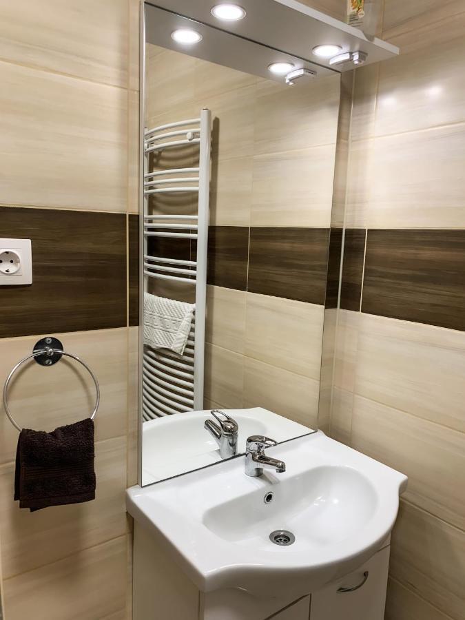 Aranykorona Apartmanhaz Miskolc Exterior photo