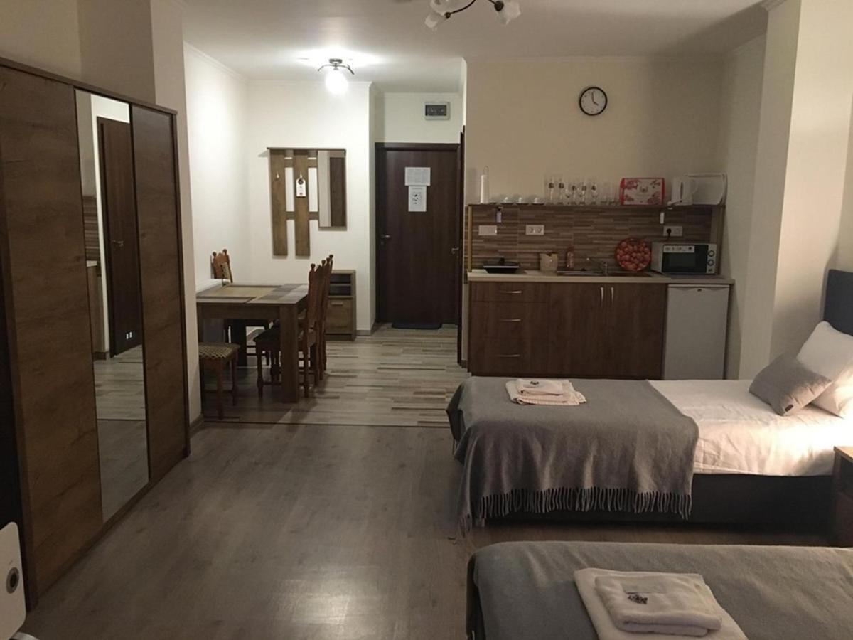 Aranykorona Apartmanhaz Miskolc Exterior photo
