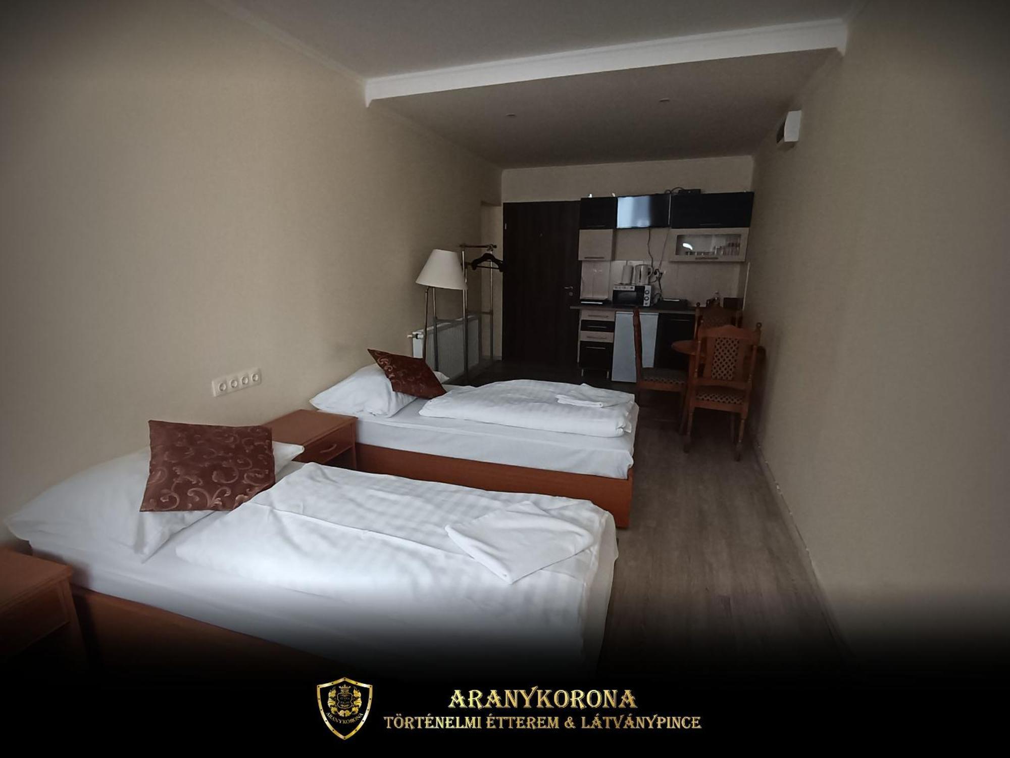 Aranykorona Apartmanhaz Miskolc Exterior photo