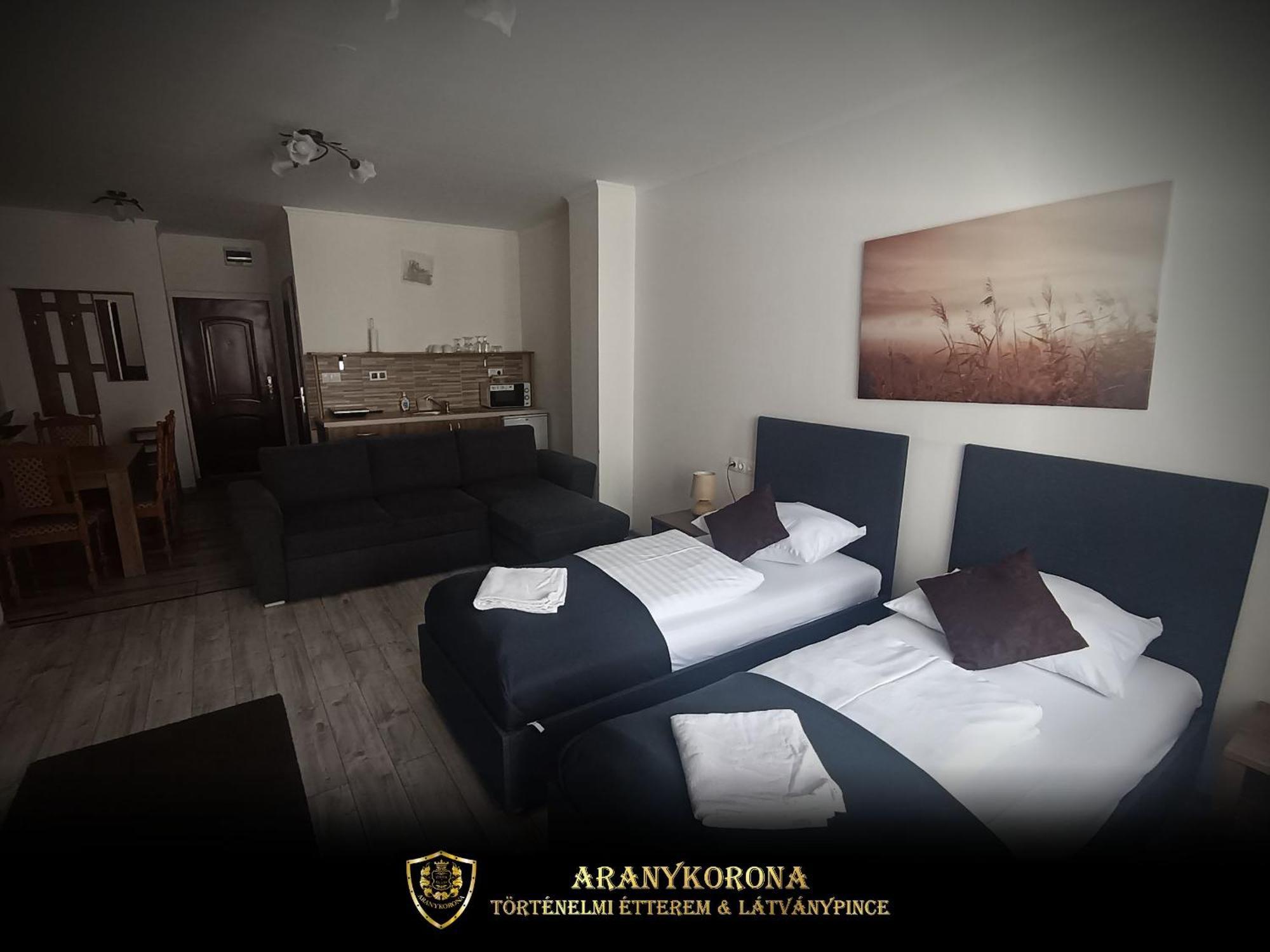 Aranykorona Apartmanhaz Miskolc Exterior photo